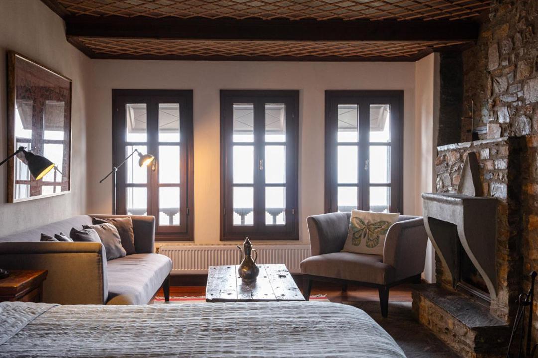 Palio Eleotrivio Guesthouse Agios Lavrentios Екстер'єр фото