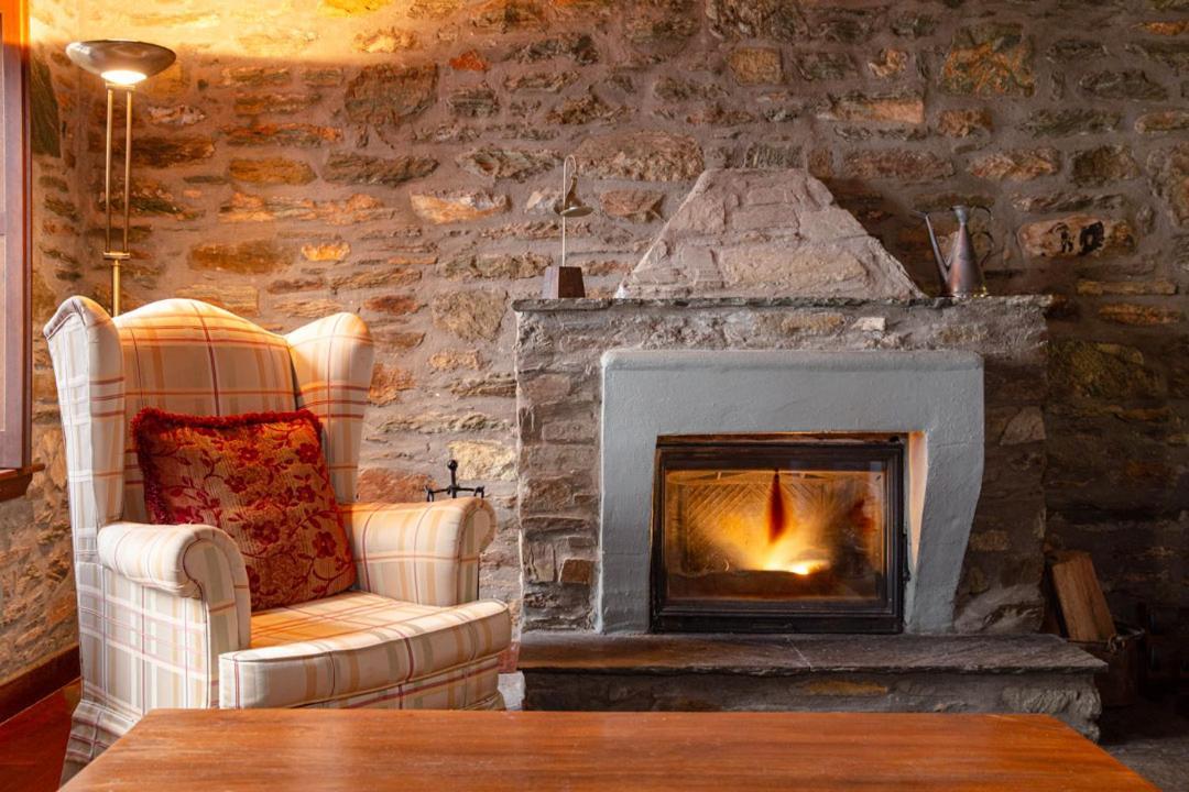 Palio Eleotrivio Guesthouse Agios Lavrentios Екстер'єр фото