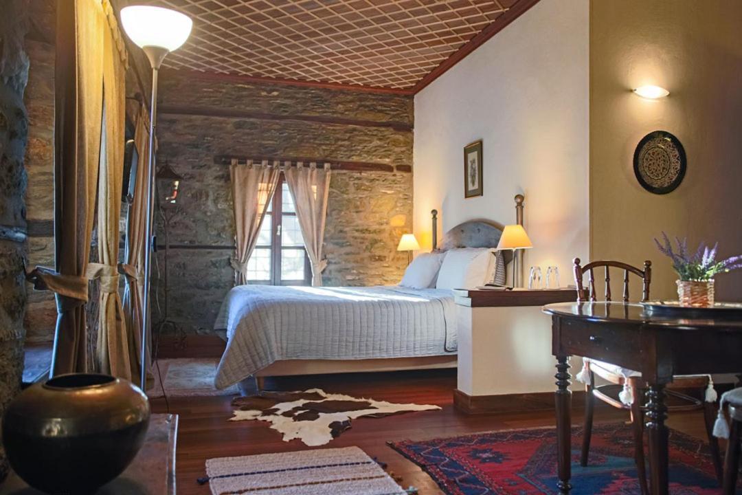 Palio Eleotrivio Guesthouse Agios Lavrentios Екстер'єр фото
